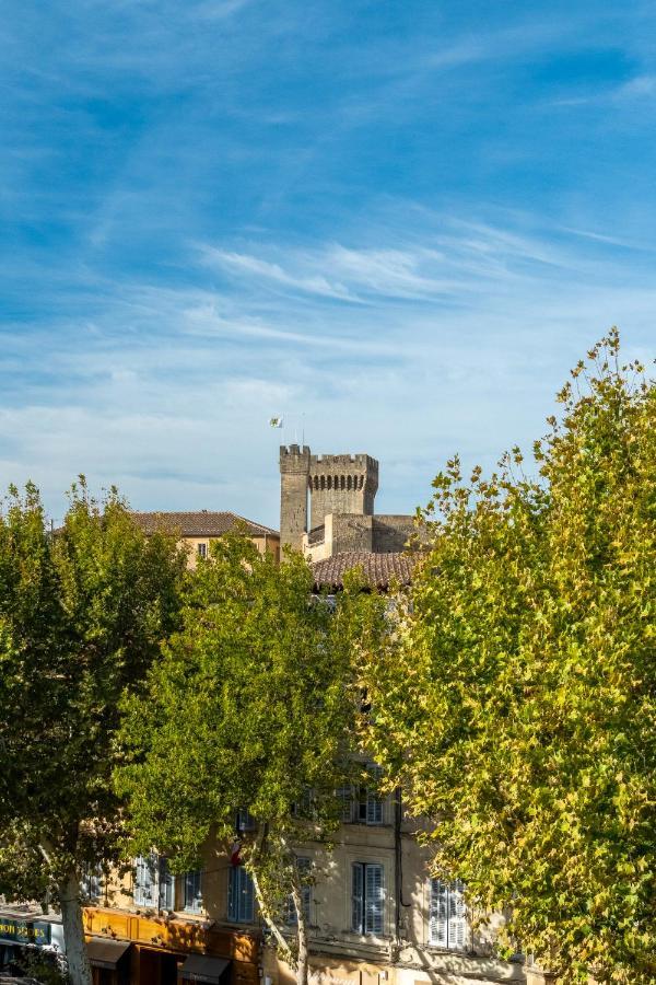 La Reserve De Salon De Provence Buitenkant foto
